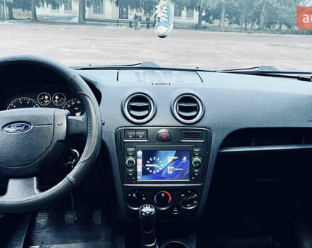 Черный Форд Фьюжн, объемом двигателя 1.4 л и пробегом 173 тыс. км за 5700 $, фото 12 на Automoto.ua