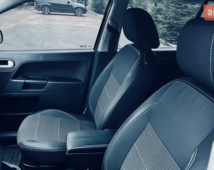 Черный Форд Фьюжн, объемом двигателя 1.4 л и пробегом 173 тыс. км за 5700 $, фото 8 на Automoto.ua