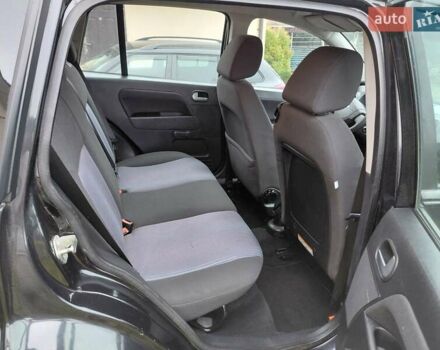 Черный Форд Фьюжн, объемом двигателя 1.4 л и пробегом 180 тыс. км за 4550 $, фото 10 на Automoto.ua