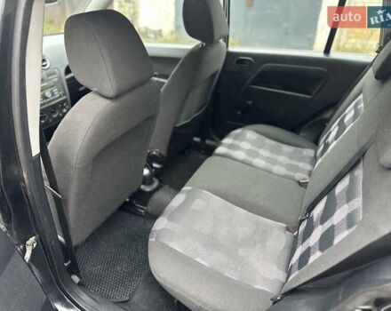 Чорний Форд Фьюжен, об'ємом двигуна 1.4 л та пробігом 195 тис. км за 5100 $, фото 3 на Automoto.ua