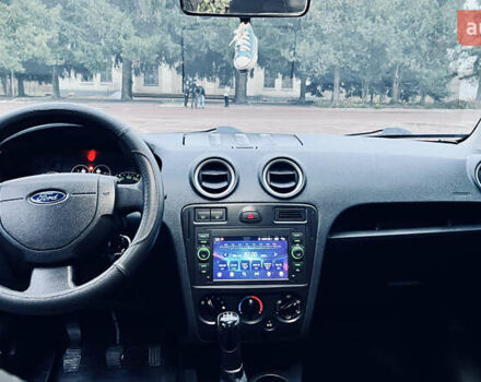 Черный Форд Фьюжн, объемом двигателя 1.4 л и пробегом 173 тыс. км за 5700 $, фото 10 на Automoto.ua