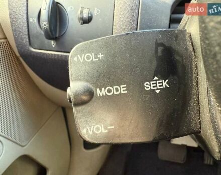 Черный Форд Фьюжн, объемом двигателя 1.4 л и пробегом 235 тыс. км за 4290 $, фото 17 на Automoto.ua