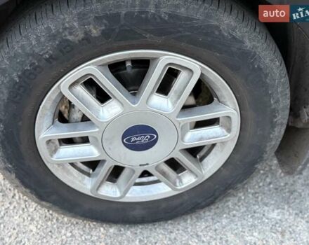 Форд Фьюжен 2007 у Запоріжжя на Automoto.ua Чорний Форд Фьюжен, об'ємом двигуна 1.4 л та пробігом 133 тис. км за 4800 $, фото 17 на Automoto.ua