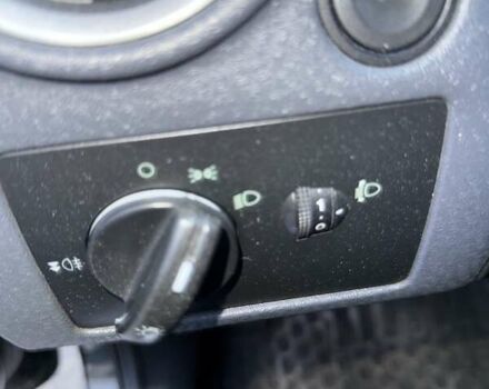 Форд Фьюжен 2007 у Запоріжжя на Automoto.ua Чорний Форд Фьюжен, об'ємом двигуна 1.4 л та пробігом 133 тис. км за 4800 $, фото 23 на Automoto.ua