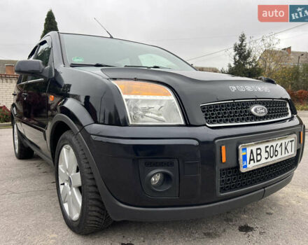 Чорний Форд Фьюжен, об'ємом двигуна 1.4 л та пробігом 155 тис. км за 4500 $, фото 6 на Automoto.ua