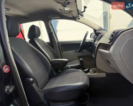 Черный Форд Фьюжн, объемом двигателя 1.4 л и пробегом 235 тыс. км за 4290 $, фото 11 на Automoto.ua