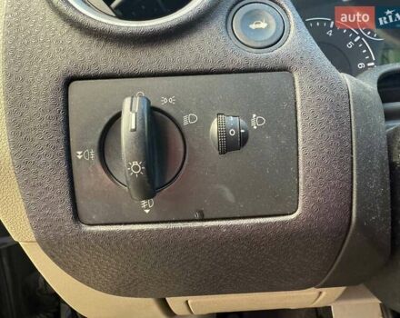 Черный Форд Фьюжн, объемом двигателя 1.4 л и пробегом 235 тыс. км за 4290 $, фото 16 на Automoto.ua