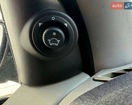 Черный Форд Фьюжн, объемом двигателя 1.4 л и пробегом 235 тыс. км за 4290 $, фото 23 на Automoto.ua