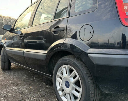 Чорний Форд Фьюжен, об'ємом двигуна 1.4 л та пробігом 193 тис. км за 4800 $, фото 6 на Automoto.ua