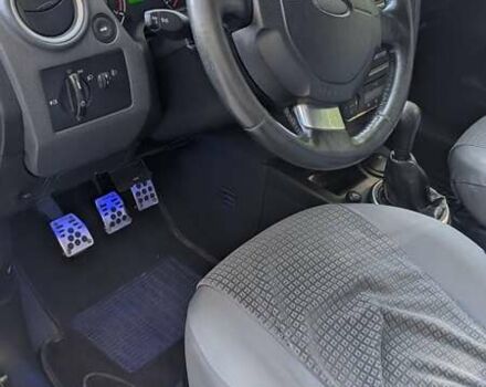 Форд Фьюжн 2008 в Тернополе на Automoto.ua Черный Форд Фьюжн, объемом двигателя 1.6 л и пробегом 284 тыс. км за 4600 $, фото 10 на Automoto.ua