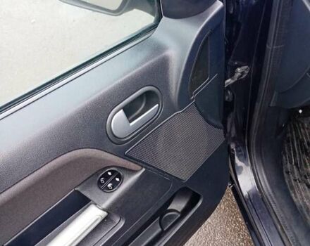 Черный Форд Фьюжн, объемом двигателя 1.6 л и пробегом 180 тыс. км за 4550 $, фото 14 на Automoto.ua