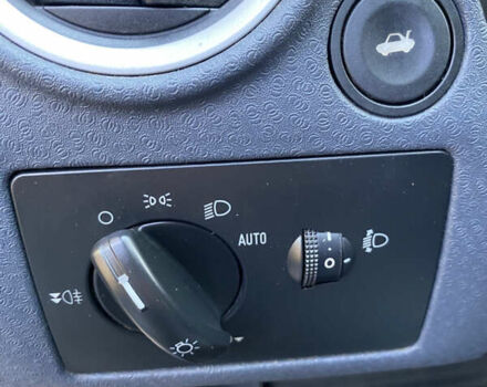 Черный Форд Фьюжн, объемом двигателя 1.6 л и пробегом 160 тыс. км за 7400 $, фото 18 на Automoto.ua