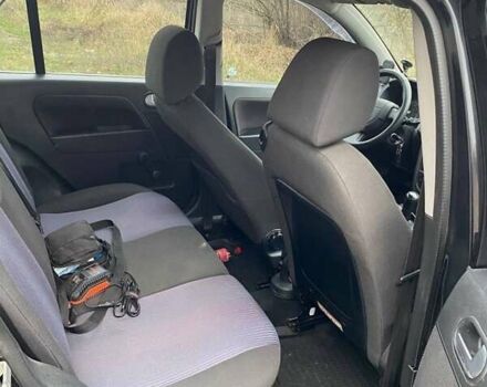 Чорний Форд Фьюжен, об'ємом двигуна 1.4 л та пробігом 101 тис. км за 4350 $, фото 4 на Automoto.ua