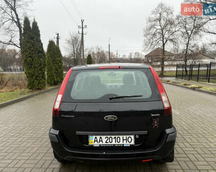 Черный Форд Фьюжн, объемом двигателя 1.6 л и пробегом 147 тыс. км за 4300 $, фото 4 на Automoto.ua