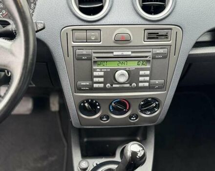 Чорний Форд Фьюжен, об'ємом двигуна 1.4 л та пробігом 134 тис. км за 5600 $, фото 8 на Automoto.ua