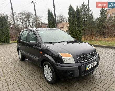 Черный Форд Фьюжн, объемом двигателя 1.6 л и пробегом 147 тыс. км за 4300 $, фото 1 на Automoto.ua