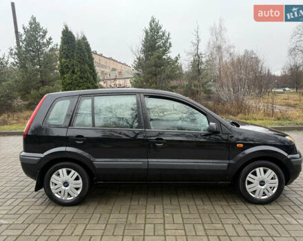 Черный Форд Фьюжн, объемом двигателя 1.6 л и пробегом 147 тыс. км за 4300 $, фото 2 на Automoto.ua