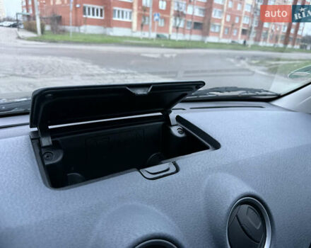 Черный Форд Фьюжн, объемом двигателя 1.4 л и пробегом 174 тыс. км за 6000 $, фото 27 на Automoto.ua