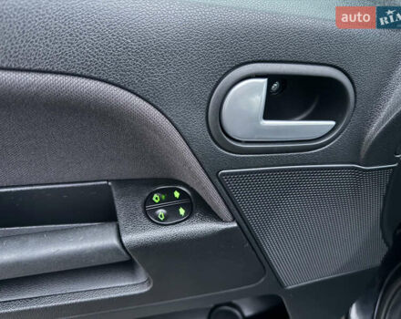 Черный Форд Фьюжн, объемом двигателя 1.4 л и пробегом 174 тыс. км за 6000 $, фото 19 на Automoto.ua