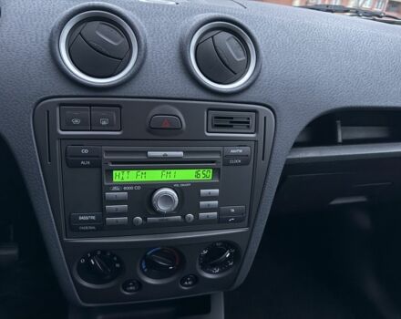 Черный Форд Фьюжн, объемом двигателя 1.4 л и пробегом 174 тыс. км за 6000 $, фото 14 на Automoto.ua