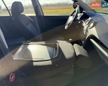 Чорний Форд Фьюжен, об'ємом двигуна 1.4 л та пробігом 174 тис. км за 6000 $, фото 49 на Automoto.ua