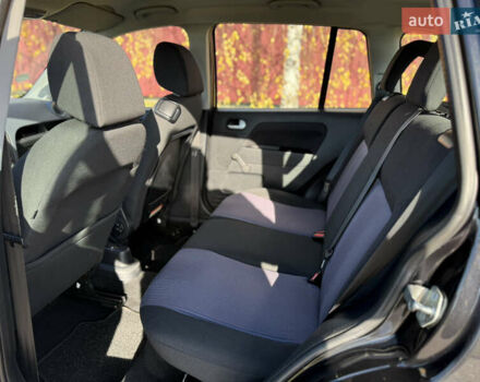 Чорний Форд Фьюжен, об'ємом двигуна 1.4 л та пробігом 174 тис. км за 6000 $, фото 56 на Automoto.ua