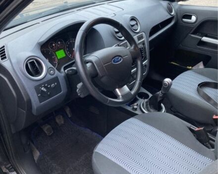 Чорний Форд Фьюжен, об'ємом двигуна 1.6 л та пробігом 215 тис. км за 6000 $, фото 7 на Automoto.ua