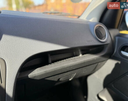 Чорний Форд Фьюжен, об'ємом двигуна 1.4 л та пробігом 174 тис. км за 6000 $, фото 35 на Automoto.ua