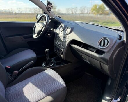 Чорний Форд Фьюжен, об'ємом двигуна 1.4 л та пробігом 174 тис. км за 6000 $, фото 15 на Automoto.ua