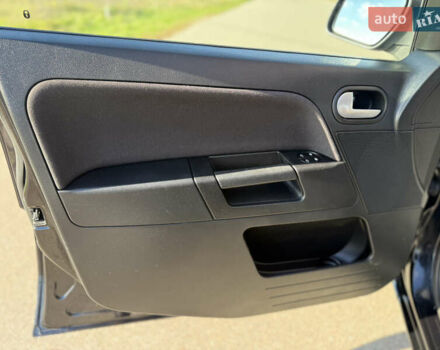 Чорний Форд Фьюжен, об'ємом двигуна 1.4 л та пробігом 174 тис. км за 6000 $, фото 24 на Automoto.ua