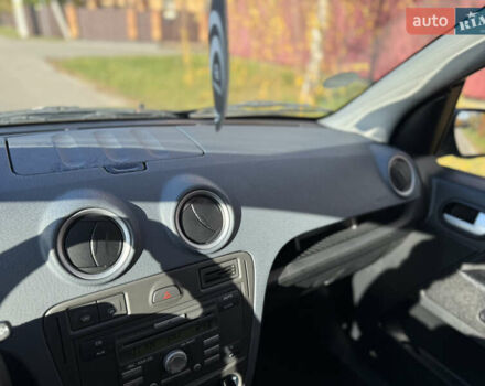 Чорний Форд Фьюжен, об'ємом двигуна 1.4 л та пробігом 174 тис. км за 6000 $, фото 33 на Automoto.ua