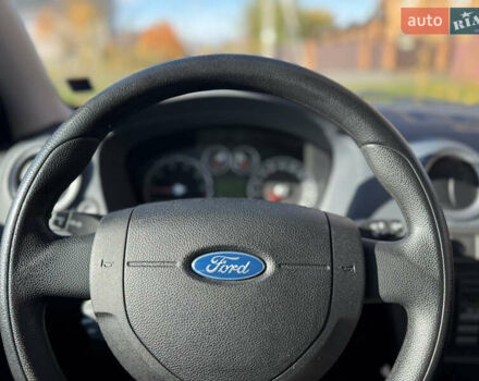 Чорний Форд Фьюжен, об'ємом двигуна 1.4 л та пробігом 174 тис. км за 6000 $, фото 29 на Automoto.ua