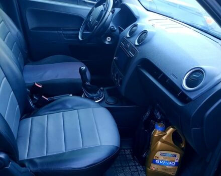 Чорний Форд Фьюжен, об'ємом двигуна 1.4 л та пробігом 153 тис. км за 4400 $, фото 4 на Automoto.ua