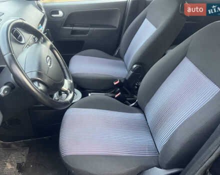 Черный Форд Фьюжн, объемом двигателя 1.6 л и пробегом 142 тыс. км за 6200 $, фото 5 на Automoto.ua