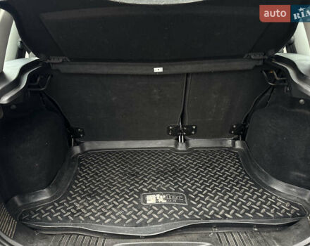 Черный Форд Фьюжн, объемом двигателя 1.6 л и пробегом 149 тыс. км за 4650 $, фото 14 на Automoto.ua