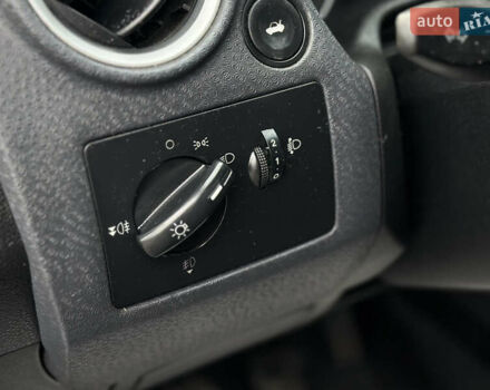 Черный Форд Фьюжн, объемом двигателя 1.6 л и пробегом 149 тыс. км за 4650 $, фото 27 на Automoto.ua