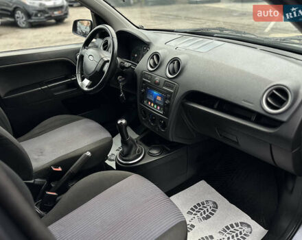 Черный Форд Фьюжн, объемом двигателя 1.6 л и пробегом 149 тыс. км за 4650 $, фото 24 на Automoto.ua