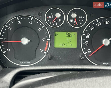 Черный Форд Фьюжн, объемом двигателя 1.6 л и пробегом 142 тыс. км за 6200 $, фото 9 на Automoto.ua