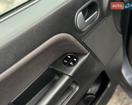 Черный Форд Фьюжн, объемом двигателя 1.6 л и пробегом 149 тыс. км за 4650 $, фото 19 на Automoto.ua