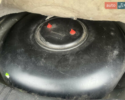 Чорний Форд Фьюжен, об'ємом двигуна 0 л та пробігом 143 тис. км за 5600 $, фото 9 на Automoto.ua