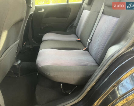 Чорний Форд Фьюжен, об'ємом двигуна 0 л та пробігом 143 тис. км за 5600 $, фото 6 на Automoto.ua