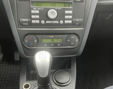 Чорний Форд Фьюжен, об'ємом двигуна 1.6 л та пробігом 203 тис. км за 5999 $, фото 7 на Automoto.ua