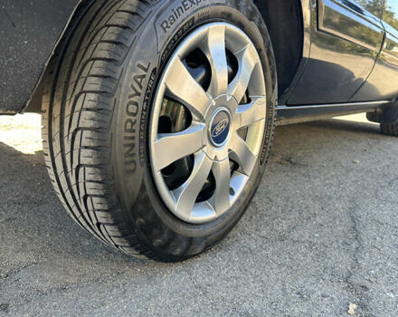 Черный Форд Фьюжн, объемом двигателя 1.39 л и пробегом 320 тыс. км за 4500 $, фото 4 на Automoto.ua