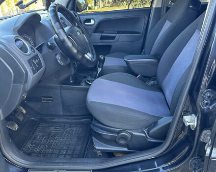 Черный Форд Фьюжн, объемом двигателя 1.39 л и пробегом 320 тыс. км за 4500 $, фото 6 на Automoto.ua