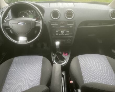 Чорний Форд Фьюжен, об'ємом двигуна 1.6 л та пробігом 203 тис. км за 5999 $, фото 4 на Automoto.ua