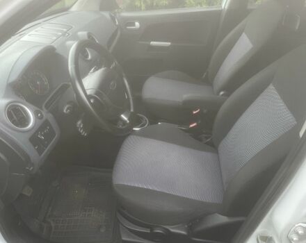 Чорний Форд Фьюжен, об'ємом двигуна 1.6 л та пробігом 203 тис. км за 5999 $, фото 5 на Automoto.ua