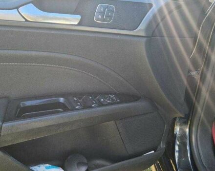 Чорний Форд Фьюжен, об'ємом двигуна 2 л та пробігом 333 тис. км за 8499 $, фото 4 на Automoto.ua