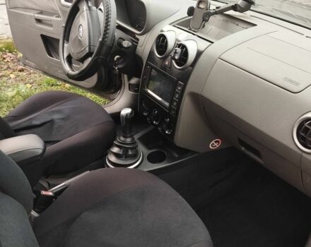 Форд Фьюжн 2003 в Фастове на Automoto.ua Черный Форд Фьюжн, объемом двигателя 1.4 л и пробегом 310 тыс. км за 3000 $, фото 8 на Automoto.ua