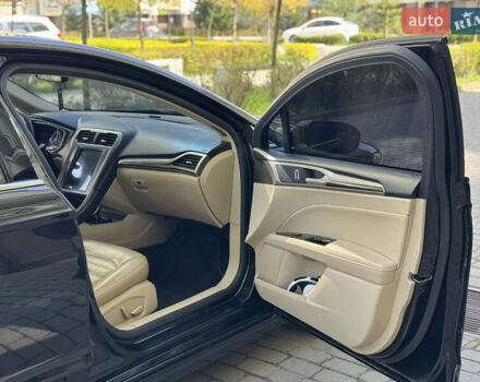Форд Фьюжен 2012 у Івано-Франківську на Automoto.ua Чорний Форд Фьюжен, об'ємом двигуна 2 л та пробігом 286 тис. км за 9399 $, фото 22 на Automoto.ua