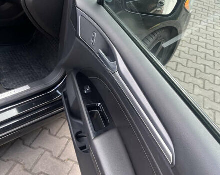 Черный Форд Фьюжн, объемом двигателя 2 л и пробегом 129 тыс. км за 10500 $, фото 11 на Automoto.ua